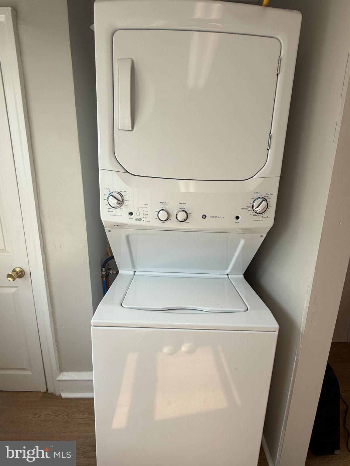 GLENSIDE - Residential Lease