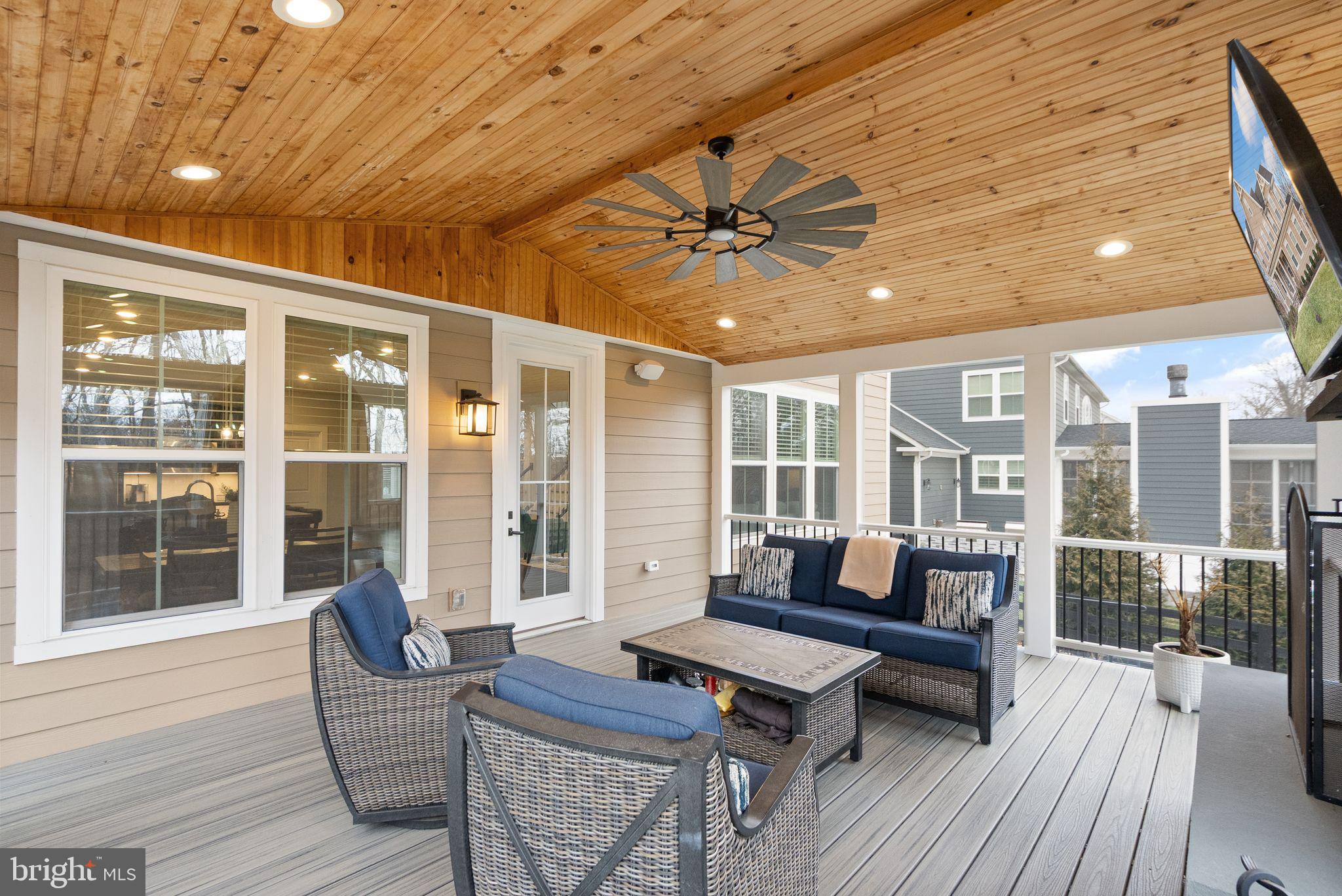 41123 HICKORY HEDGE PLACE