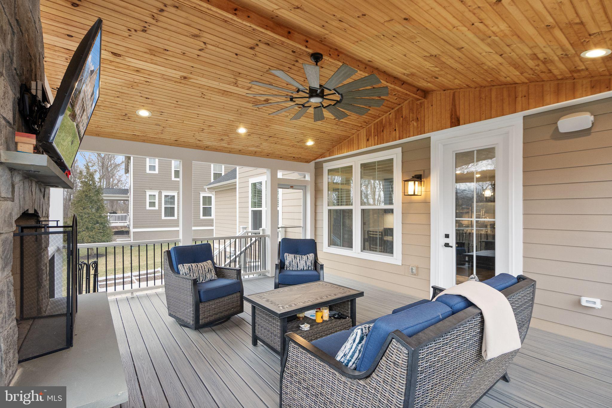 41123 HICKORY HEDGE PLACE