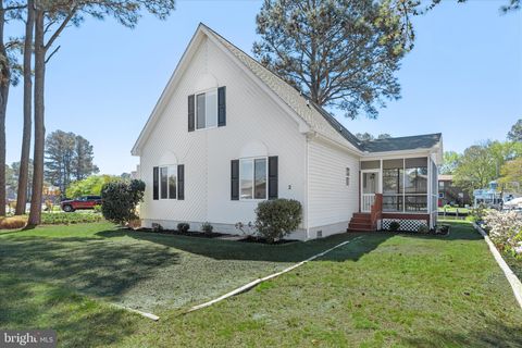 Photo of 2 Waters Edge Court, OCEAN PINES, MD 21811 (MLS # MDWO2036462)