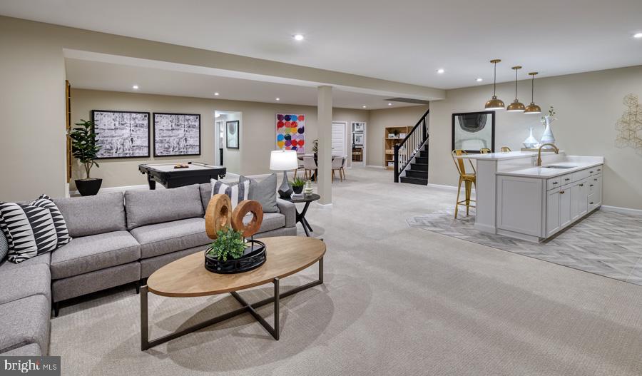 ABRAMS POINTE - Residential