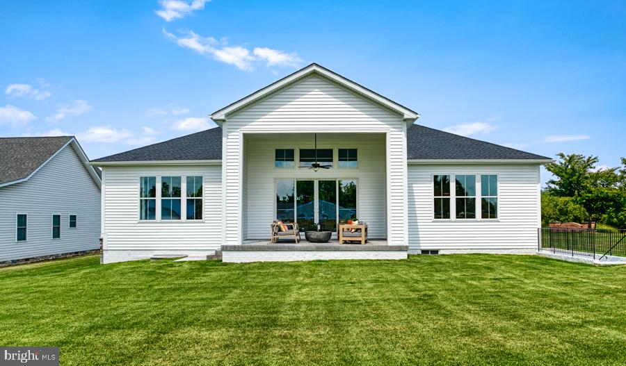 ABRAMS POINTE - Residential