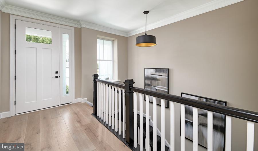 ABRAMS POINTE - Residential