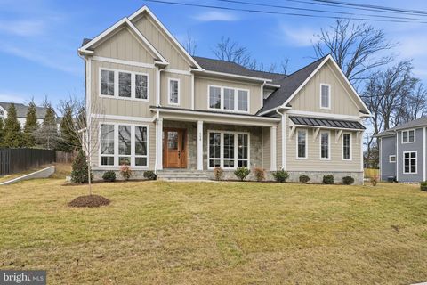 508 NELSON DRIVE NE VIENNA VA 22180