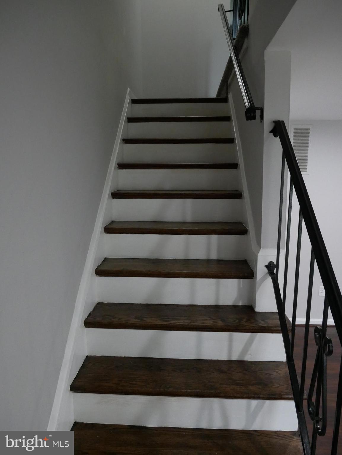 ANDOVER HEIGHTS - Residential Lease