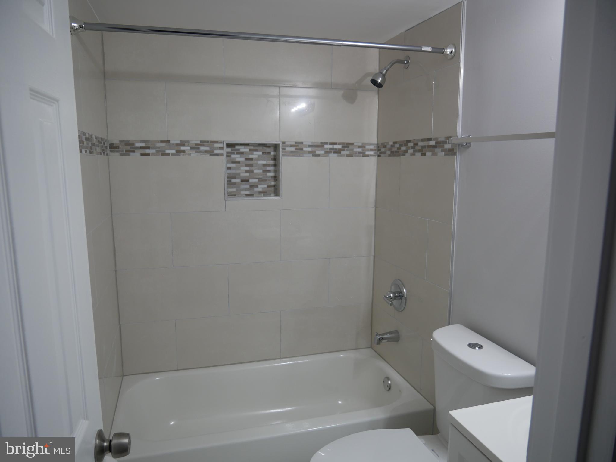 ANDOVER HEIGHTS - Residential Lease