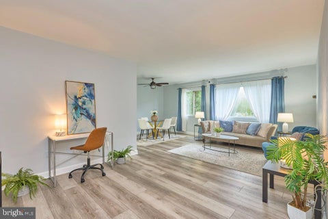 Photo of 3601 5th Street S #210, ARLINGTON, VA 22204 (MLS # VAAR2076944)