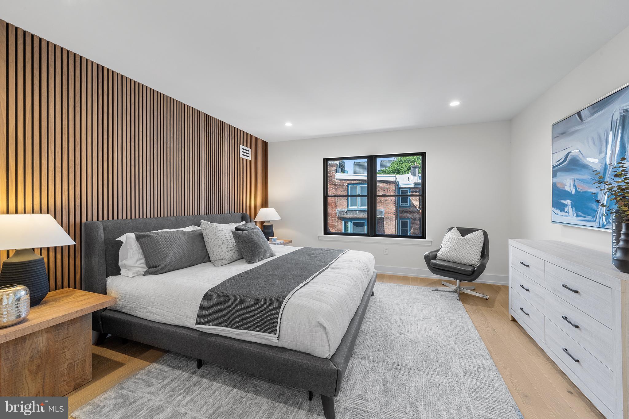 RITTENHOUSE SQUARE - Residential