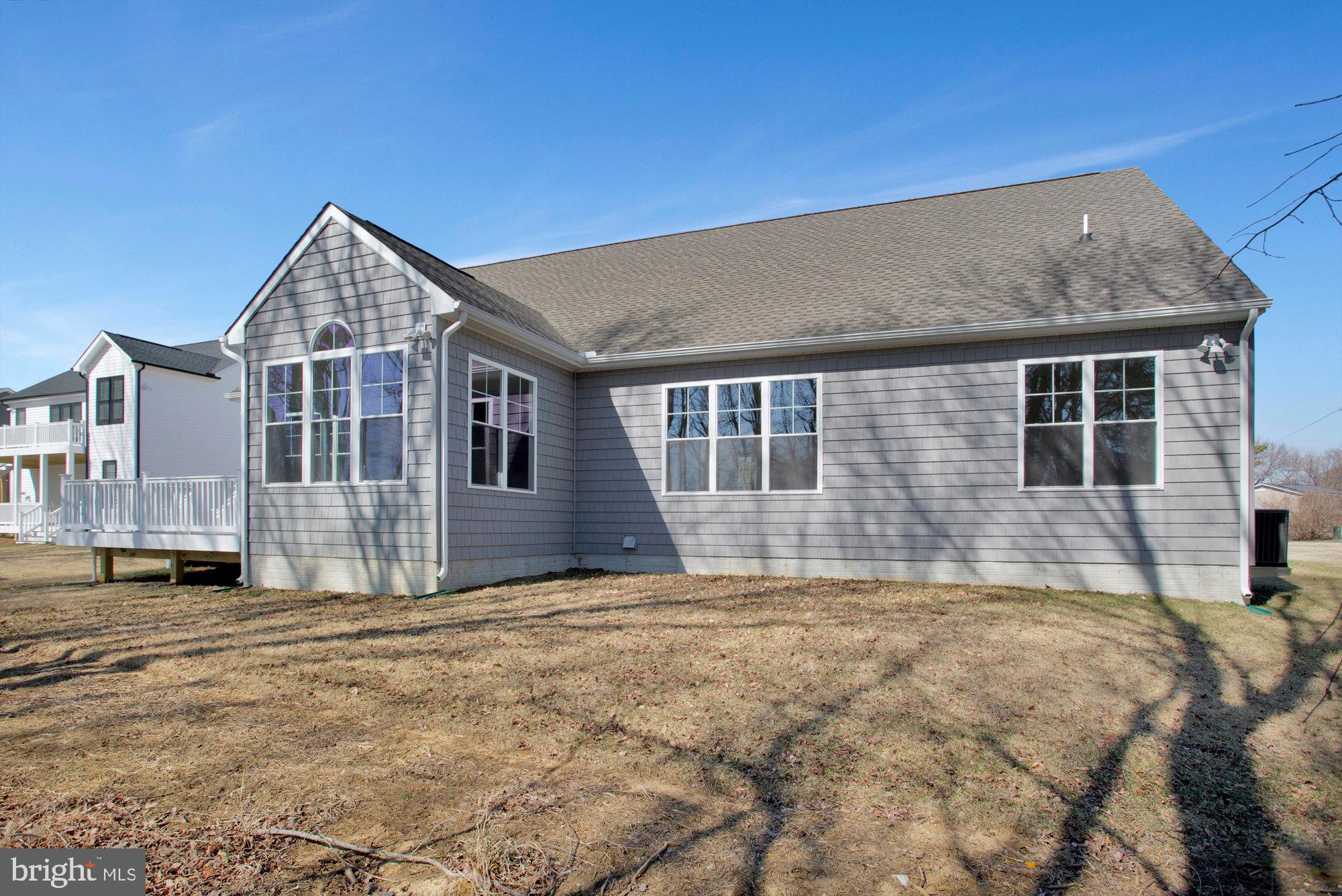 QUEEN ANNE COLONY - Residential