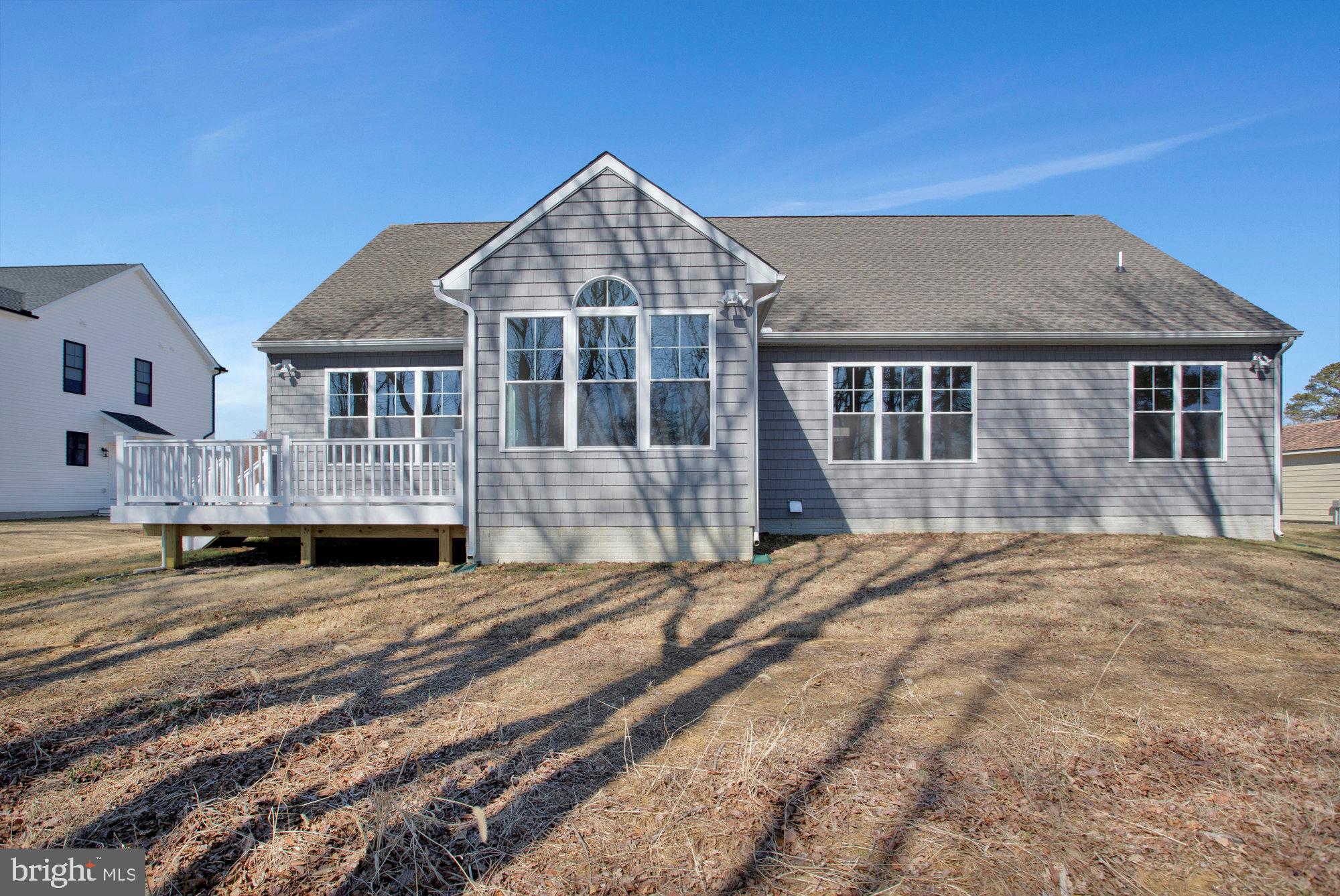 QUEEN ANNE COLONY - Residential