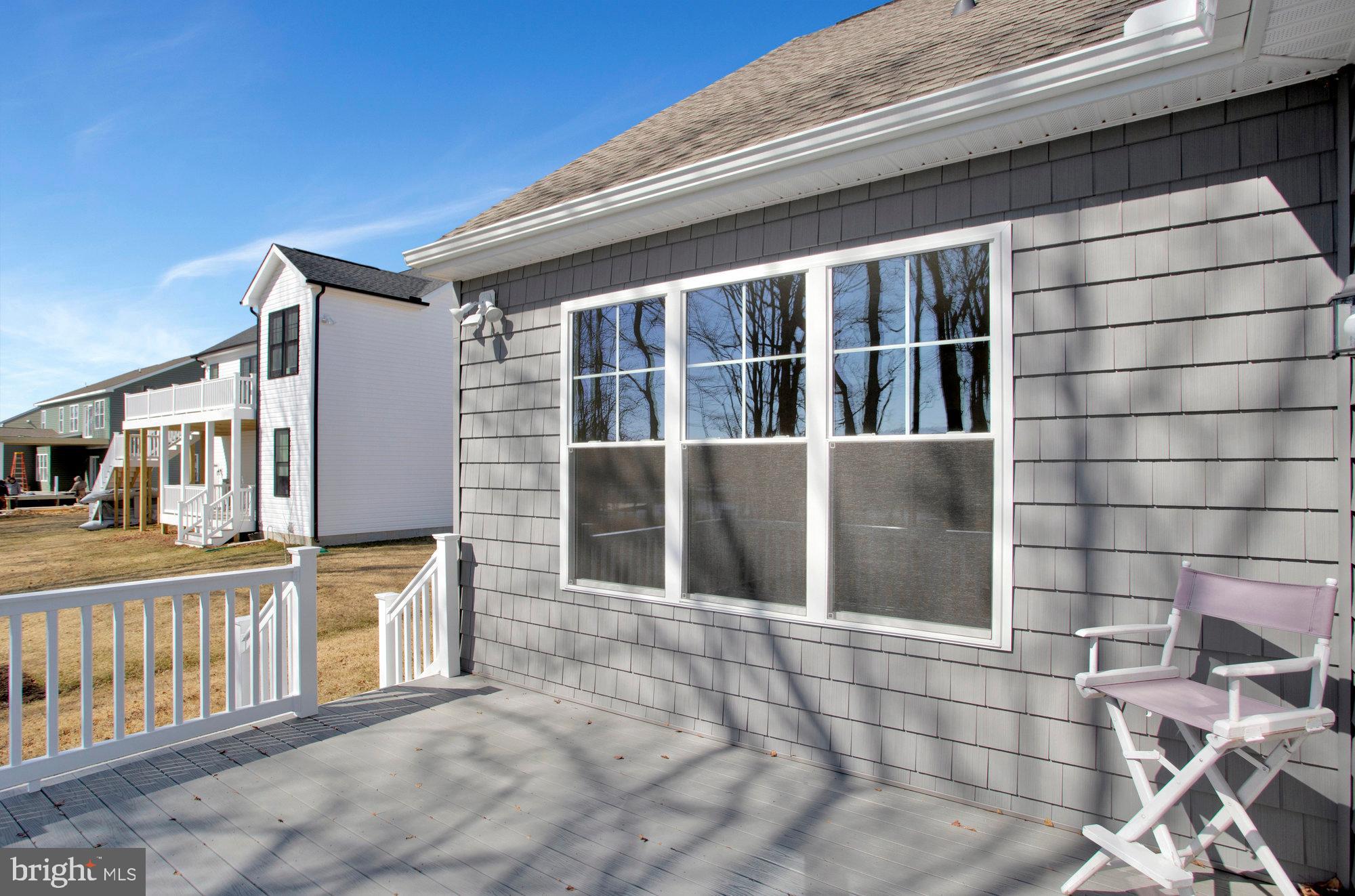 QUEEN ANNE COLONY - Residential