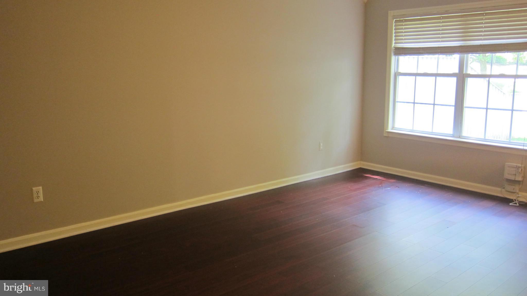 COLUMBIA PARK - Residential Lease