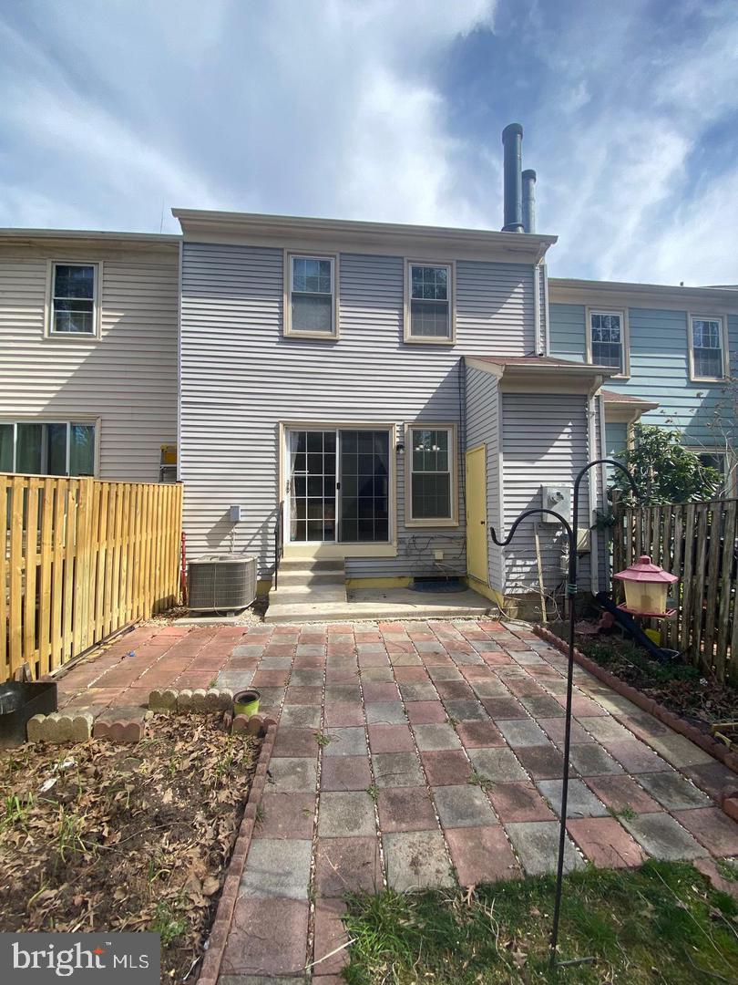 WOODLYNNE COMMUNITY - Residential Lease