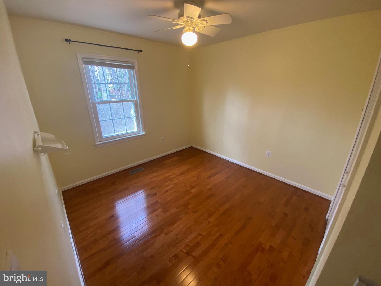 WOODLYNNE COMMUNITY - Residential Lease