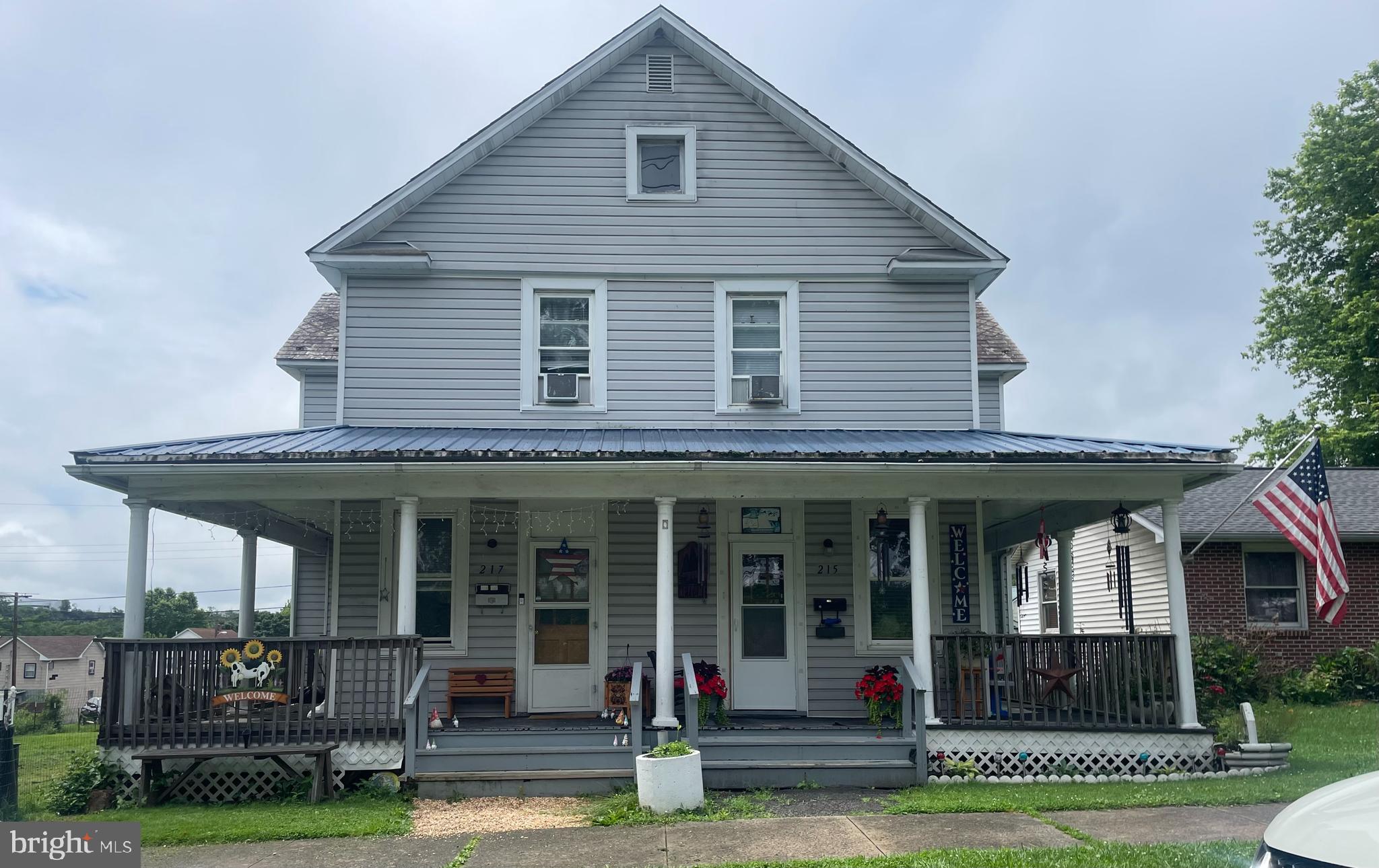 215 E OFFUTT STREET 217