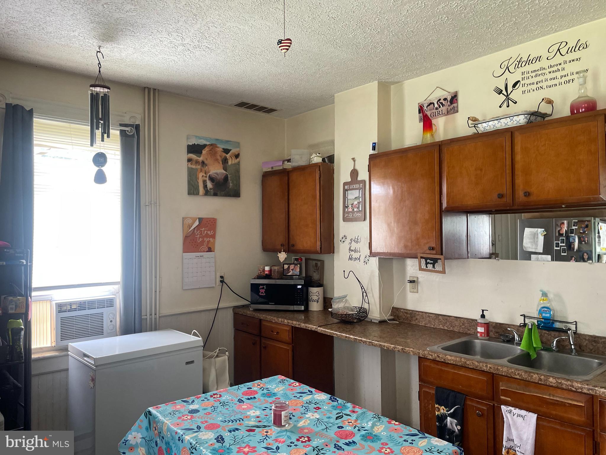 215 E OFFUTT STREET 217