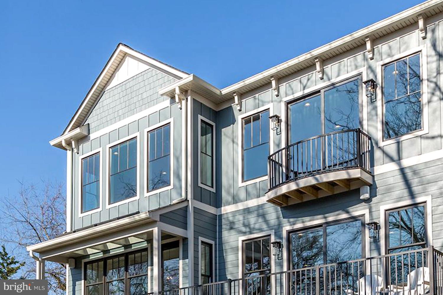 WHITEHALL BEACH - Residential