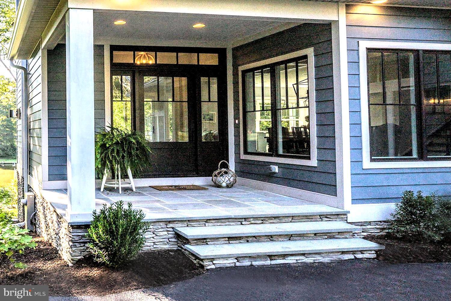 WHITEHALL BEACH - Residential