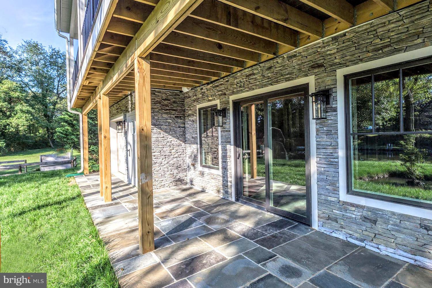 WHITEHALL BEACH - Residential