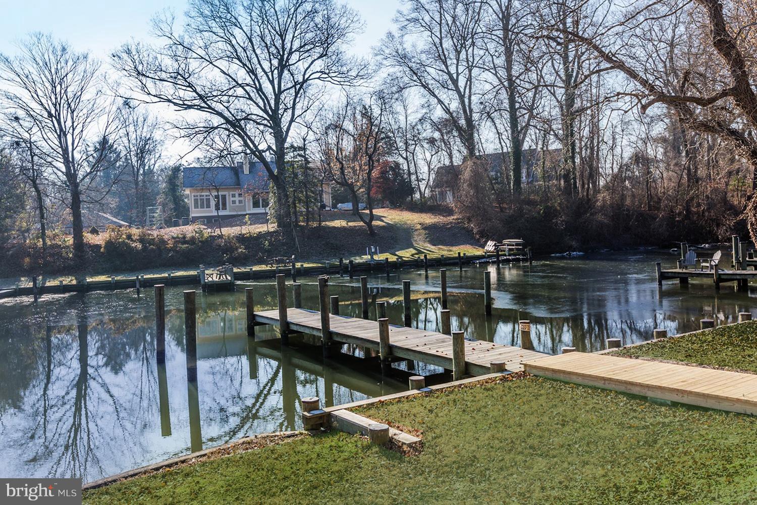 WHITEHALL BEACH - Residential