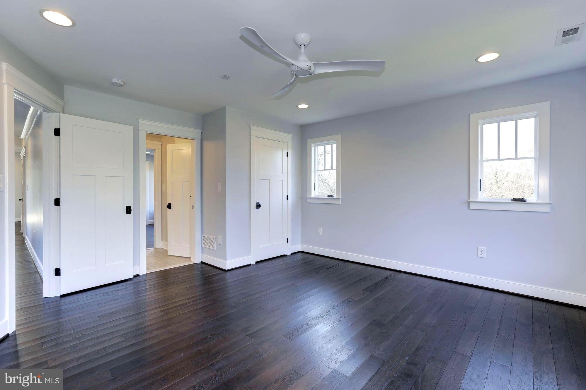 WHITEHALL BEACH - Residential