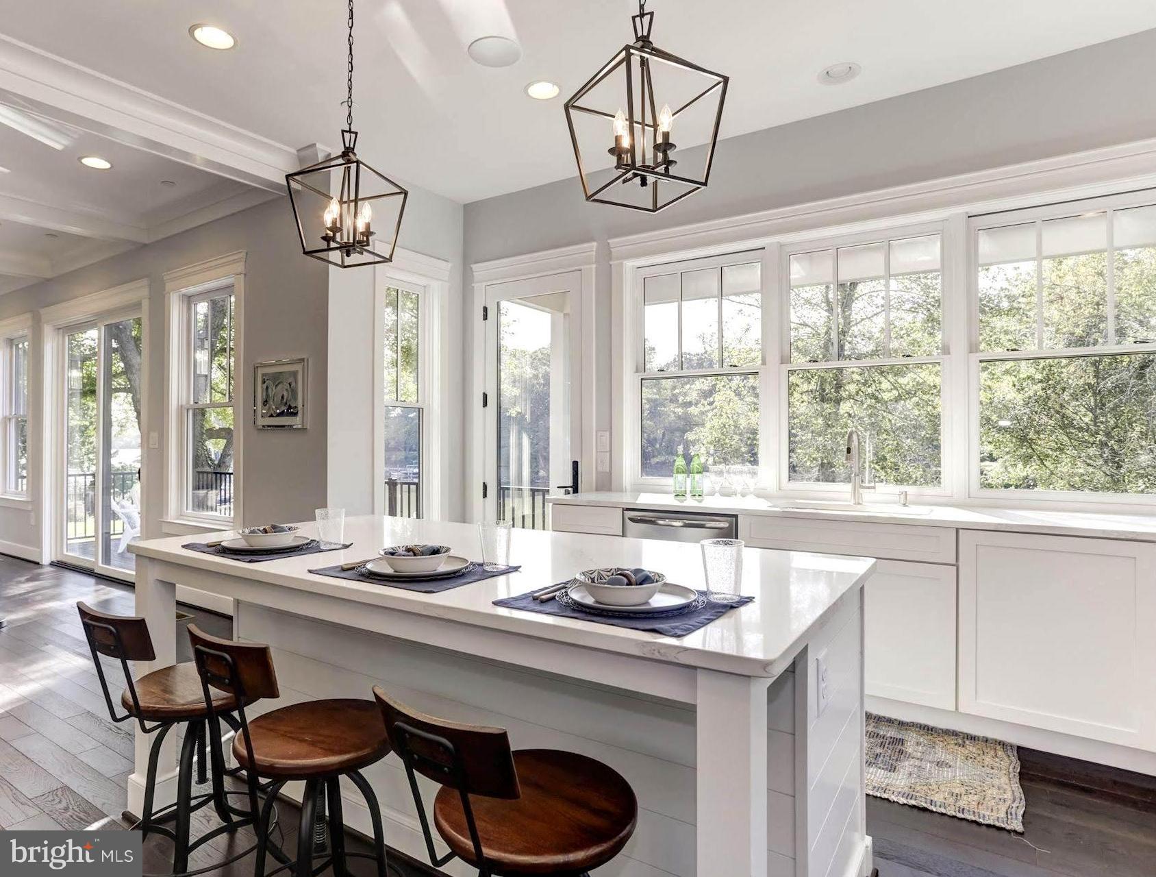 WHITEHALL BEACH - Residential