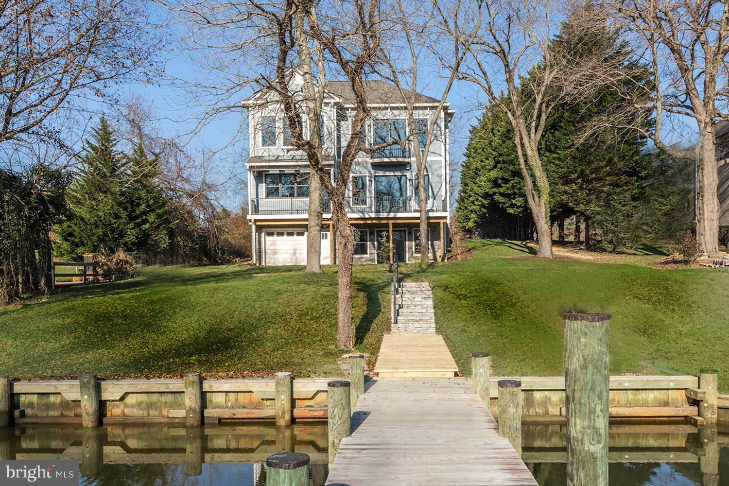 WHITEHALL BEACH - Residential