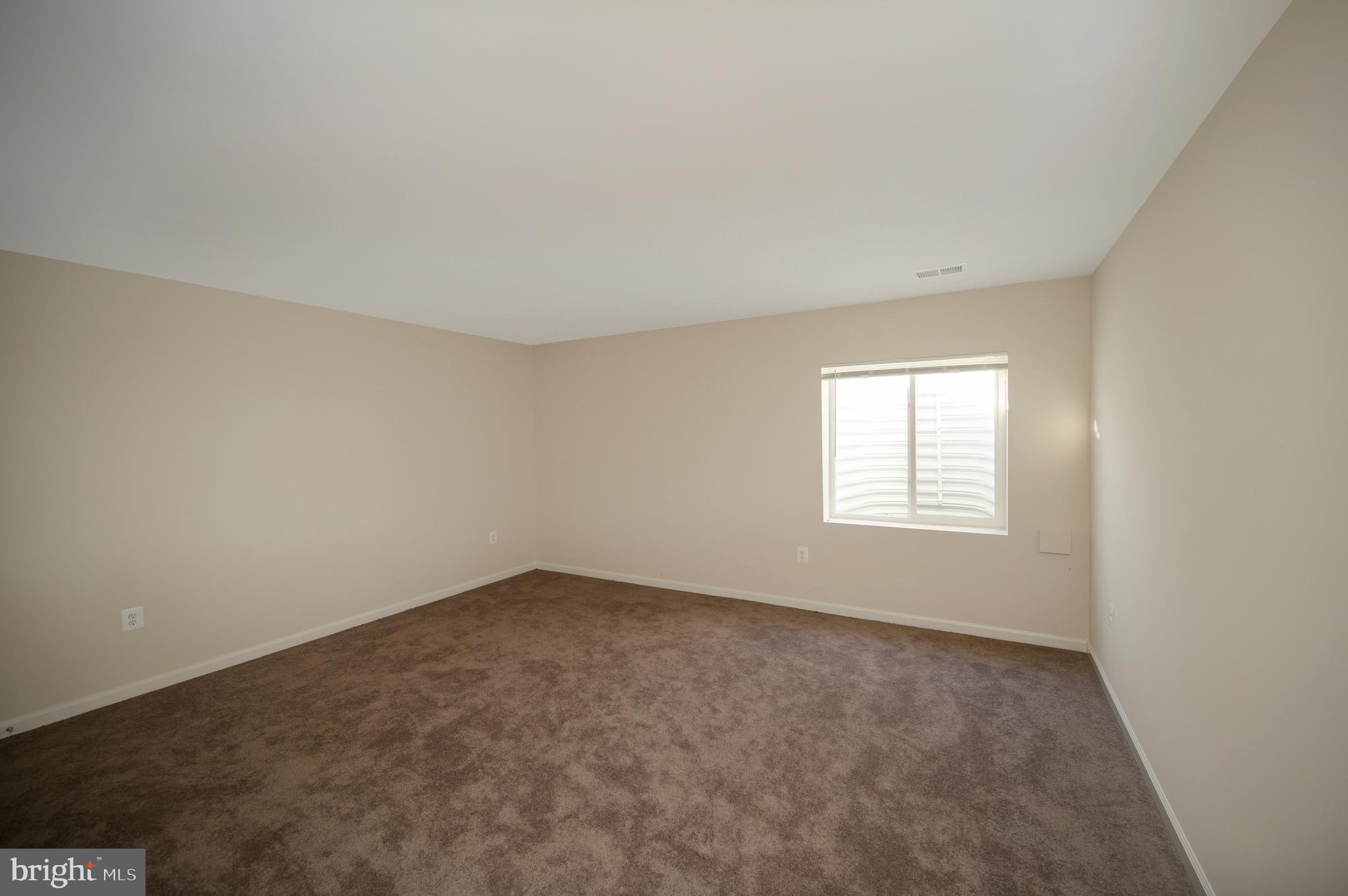 EMBREY MILL - Residential Lease