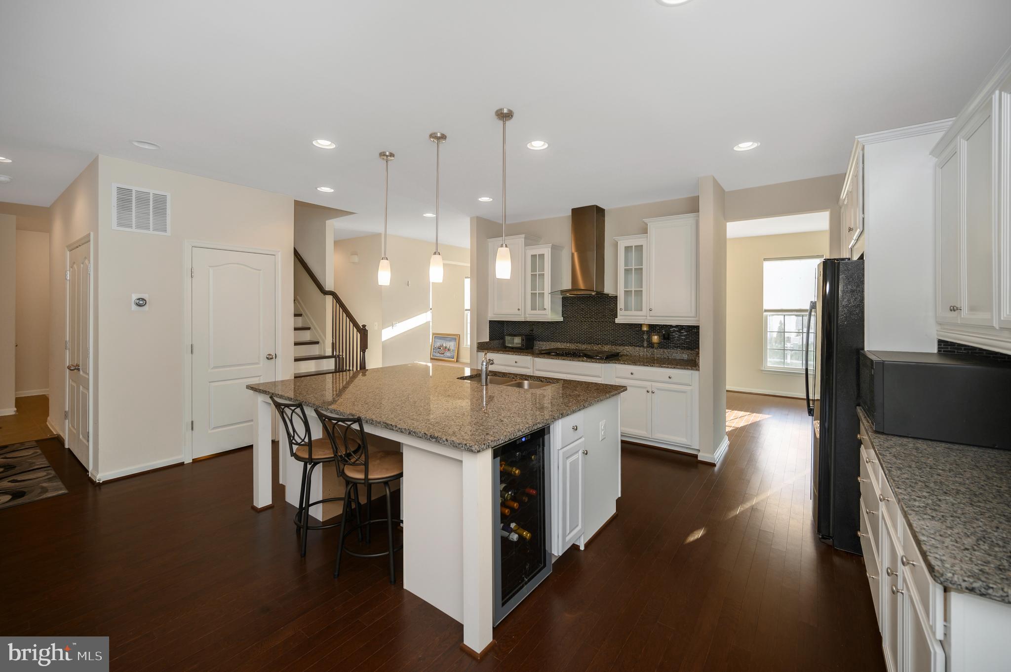 EMBREY MILL - Residential Lease