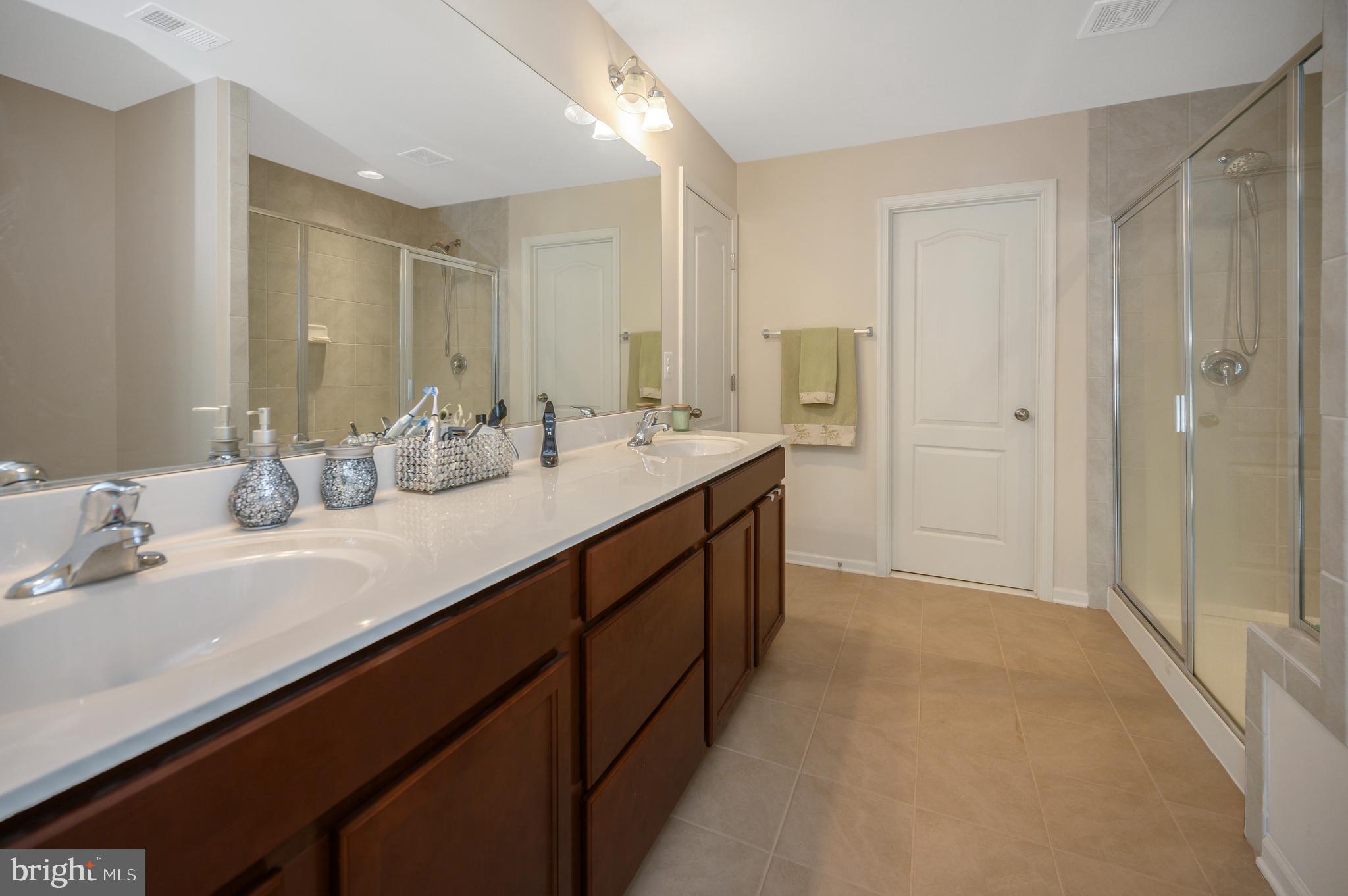 EMBREY MILL - Residential Lease