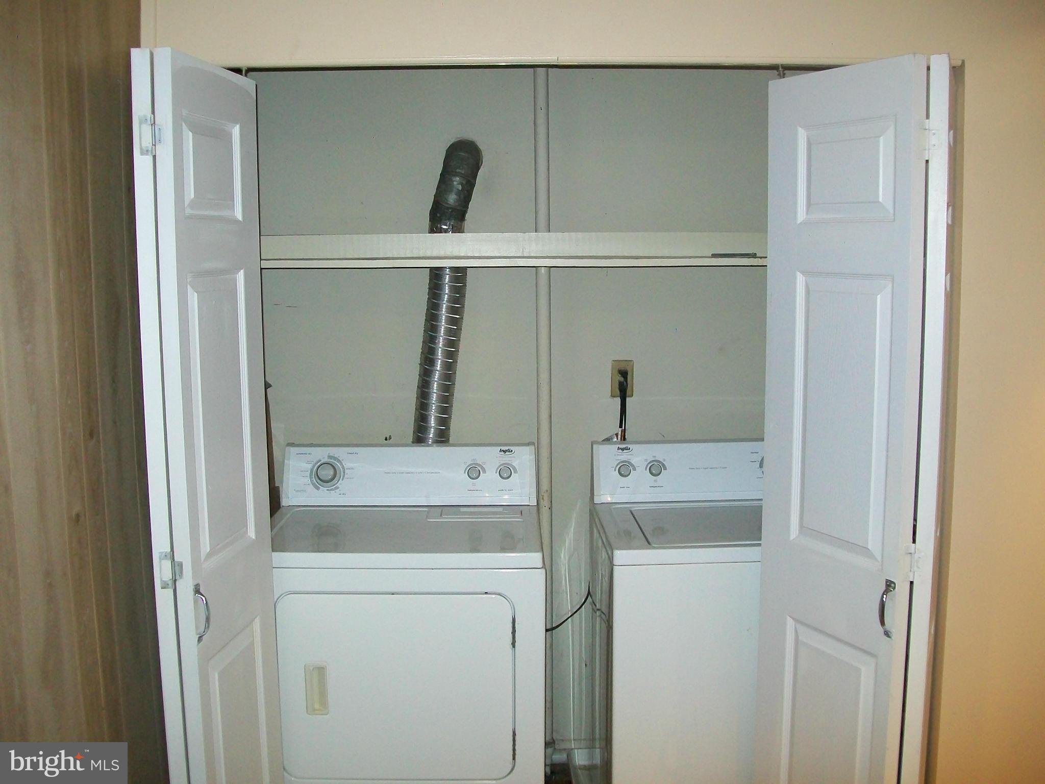 CHERRY GLEN CONDOS - Residential