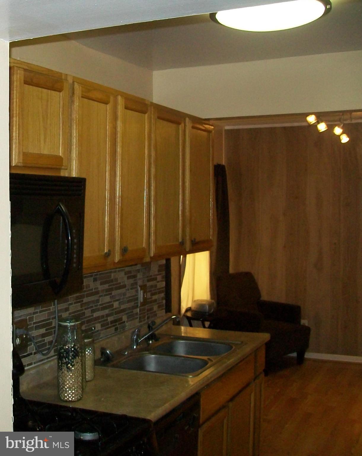 CHERRY GLEN CONDOS - Residential