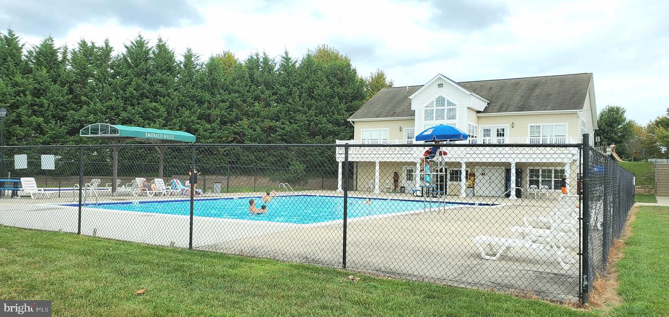 GREENBRIER HILLS - Residential