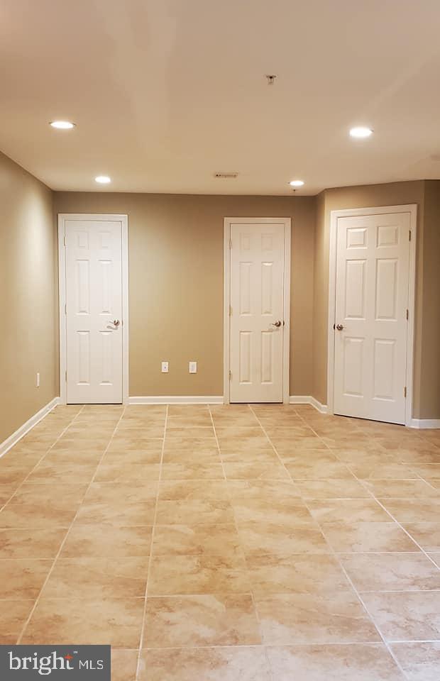 GREENBRIER HILLS - Residential