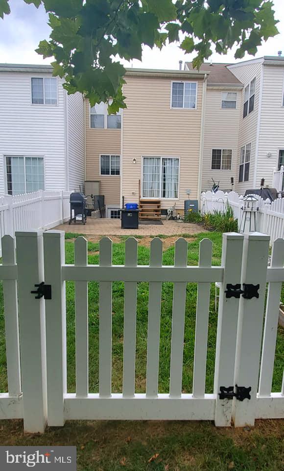 GREENBRIER HILLS - Residential