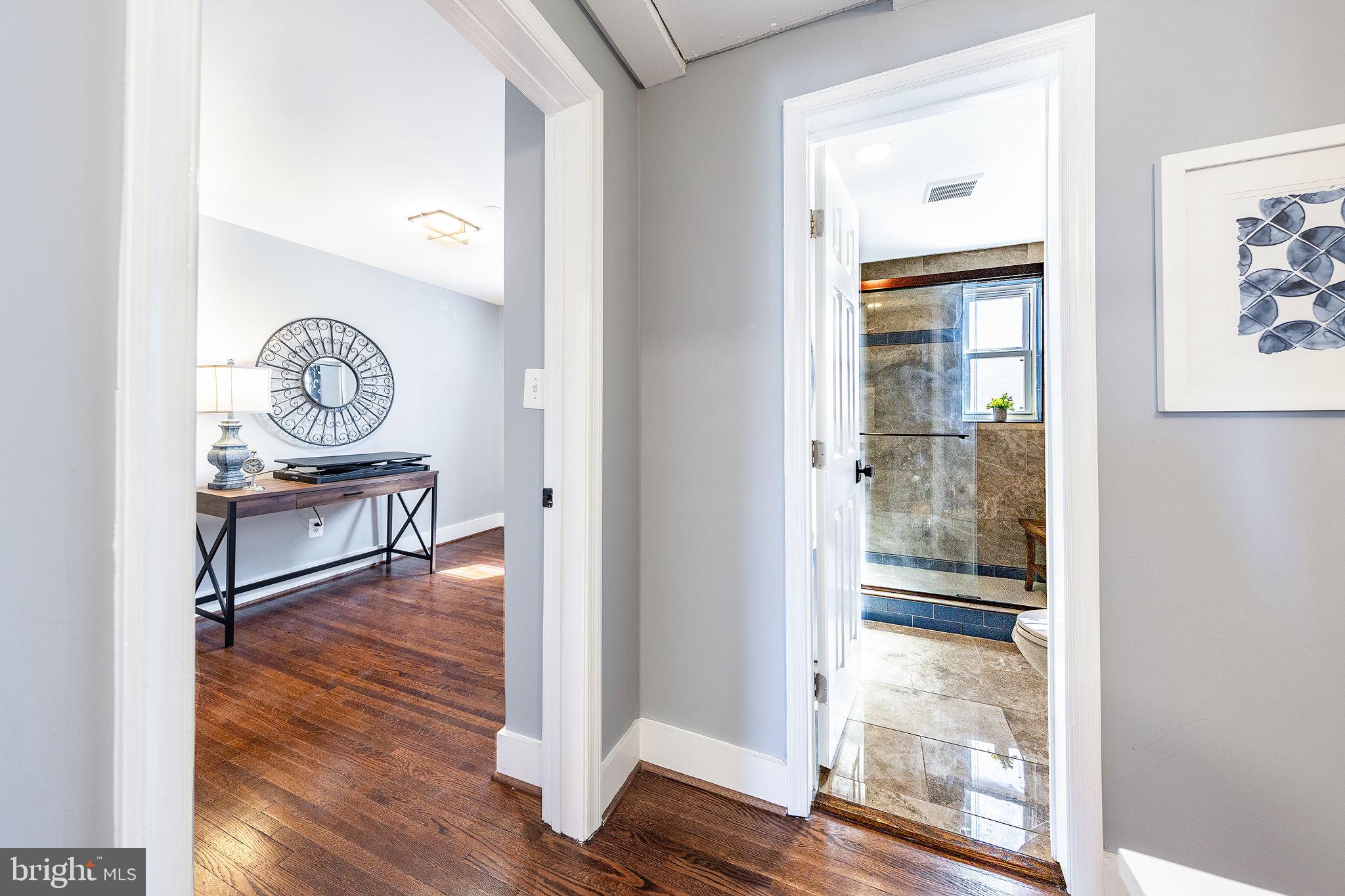 ARLINGTON COURT - Residential