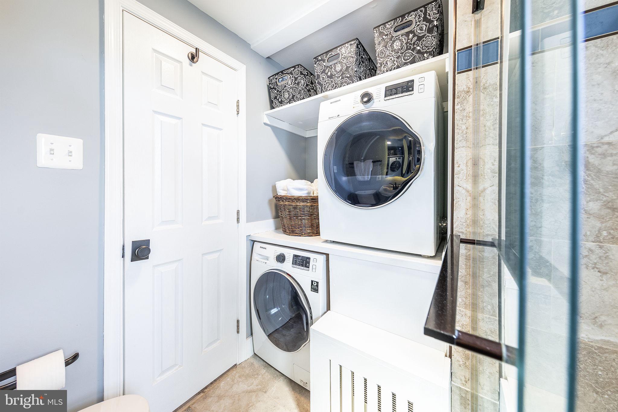 ARLINGTON COURT - Residential