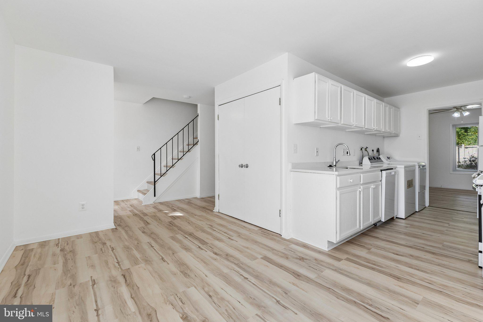 420 RENEAU WAY