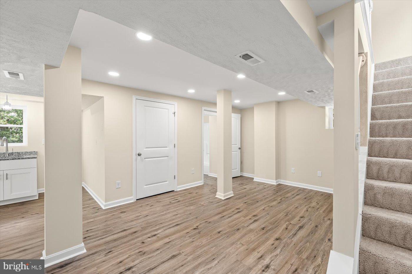 STAFFORD HEIGHTS - Residential