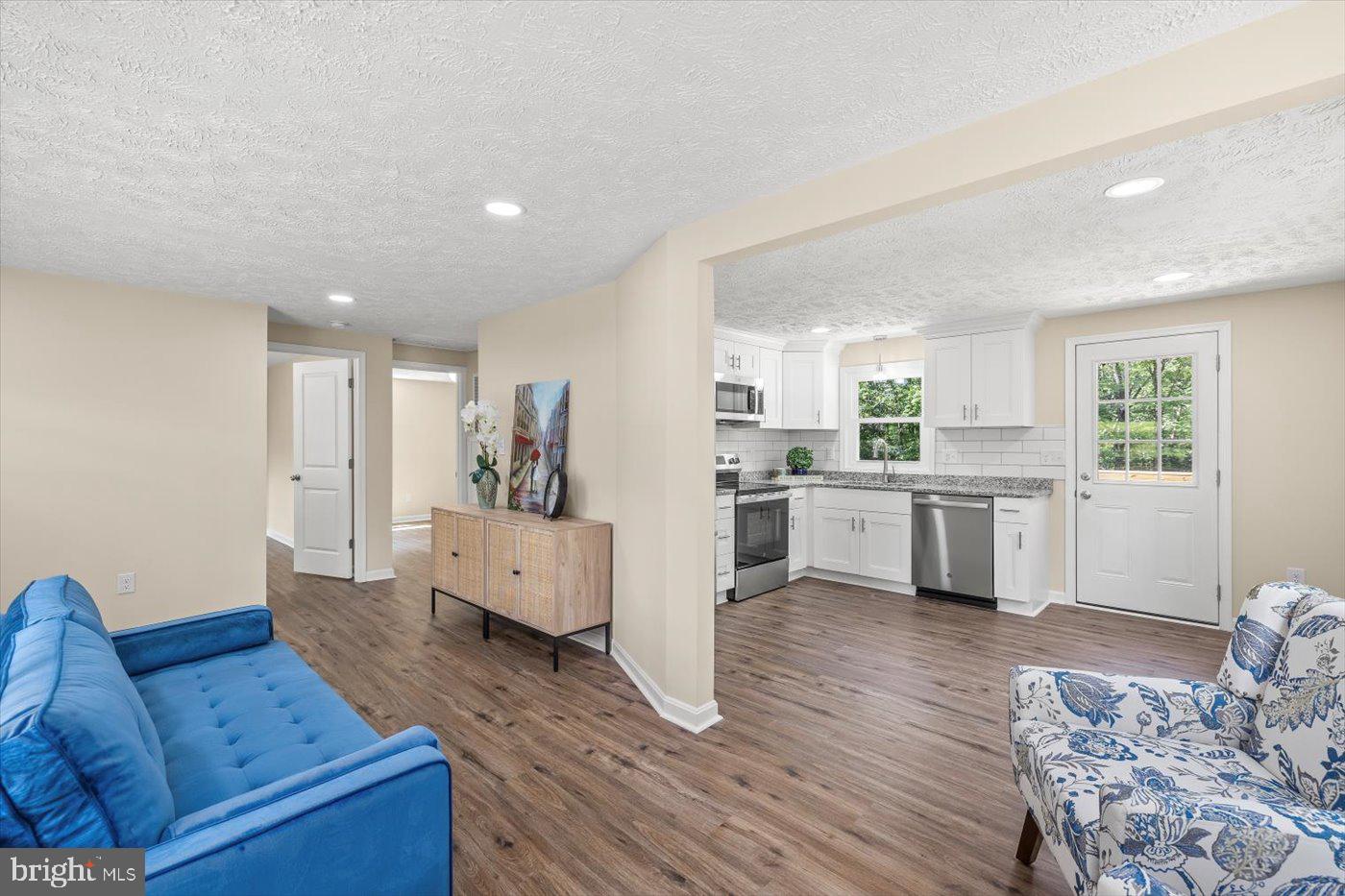 STAFFORD HEIGHTS - Residential