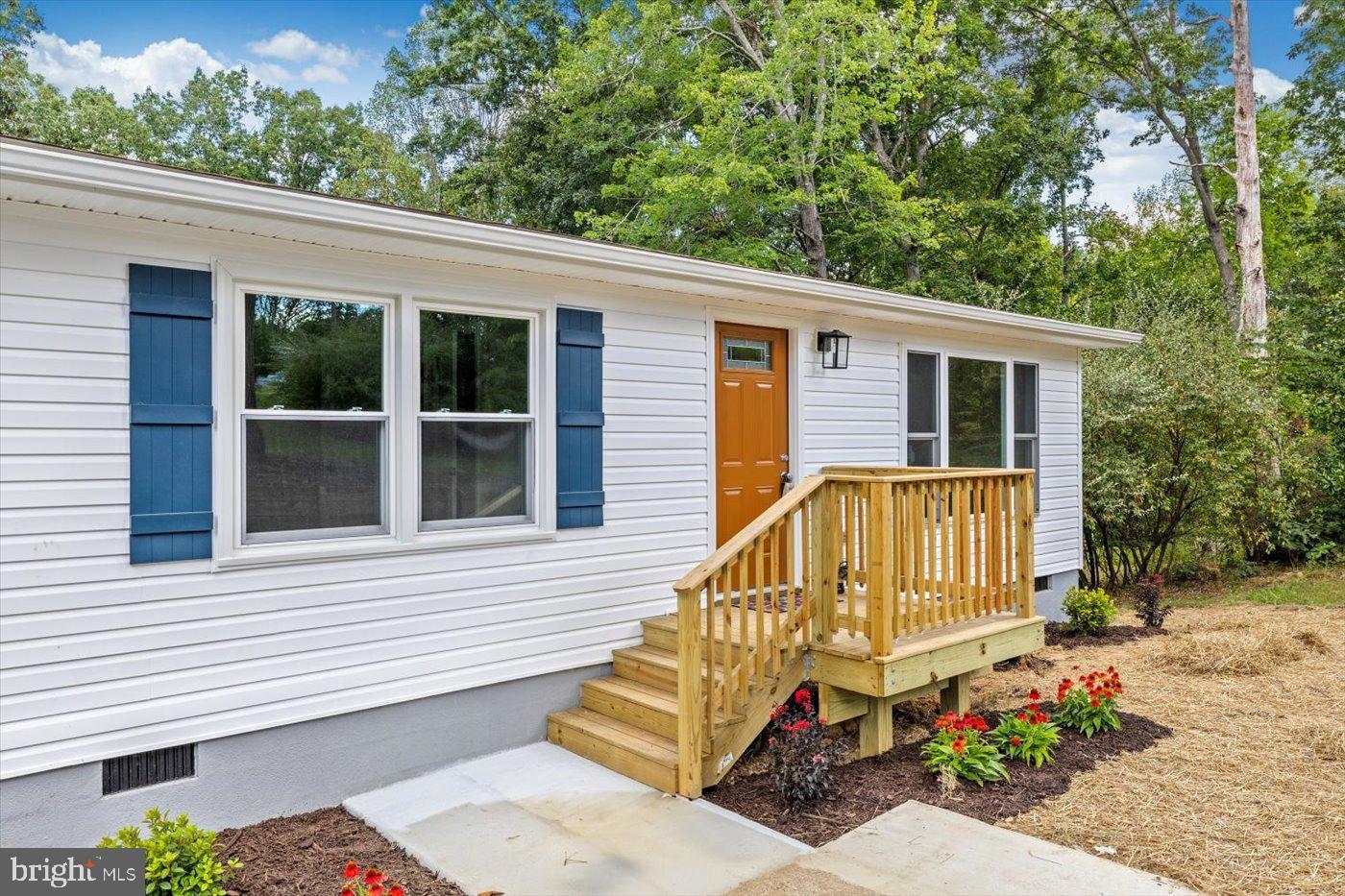 STAFFORD HEIGHTS - Residential