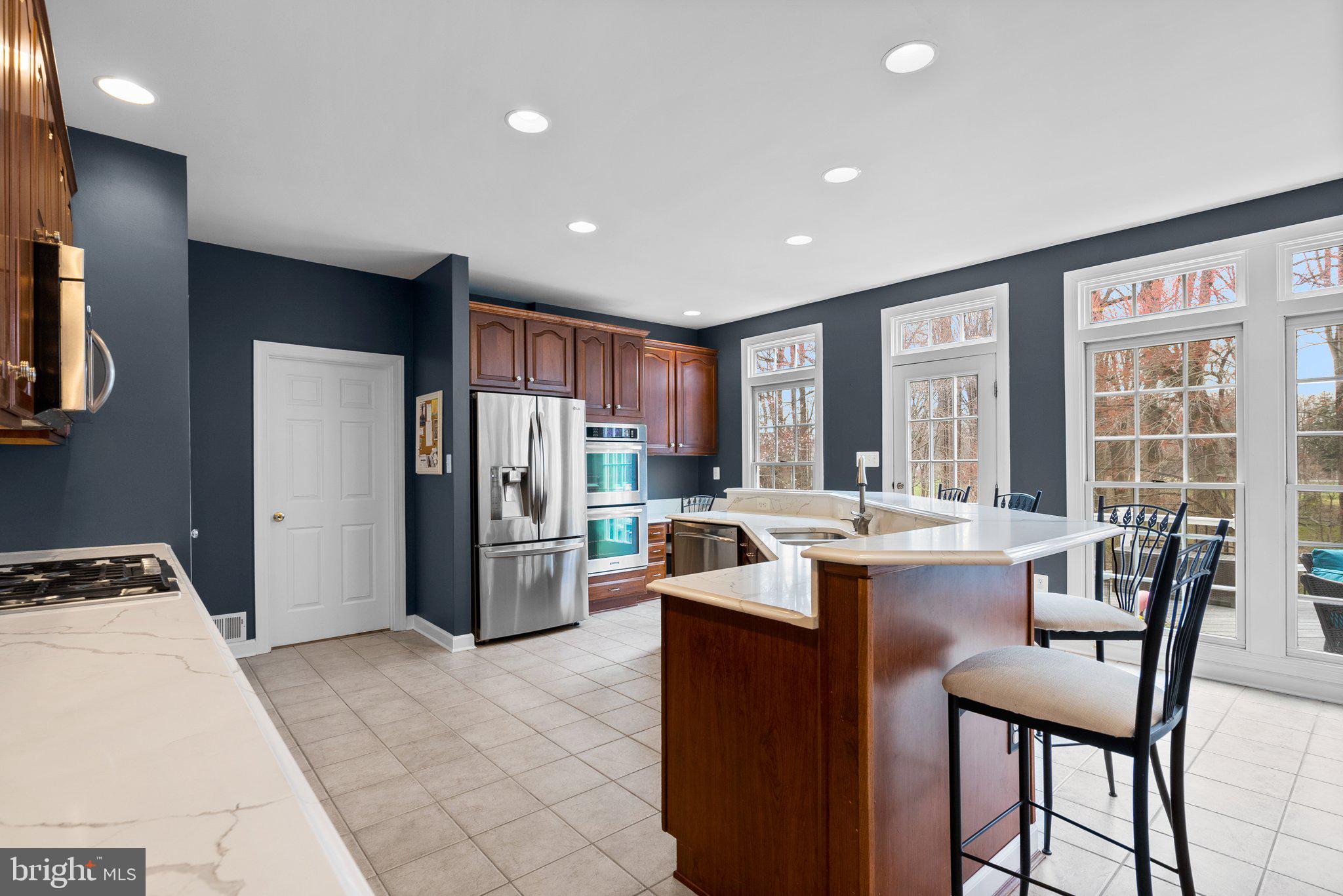 HAMPSHIRE GREENS - Residential