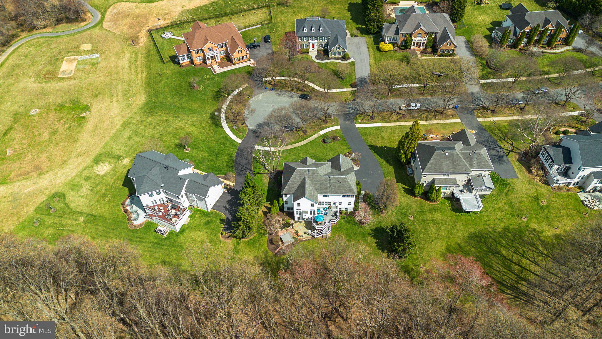 HAMPSHIRE GREENS - Residential