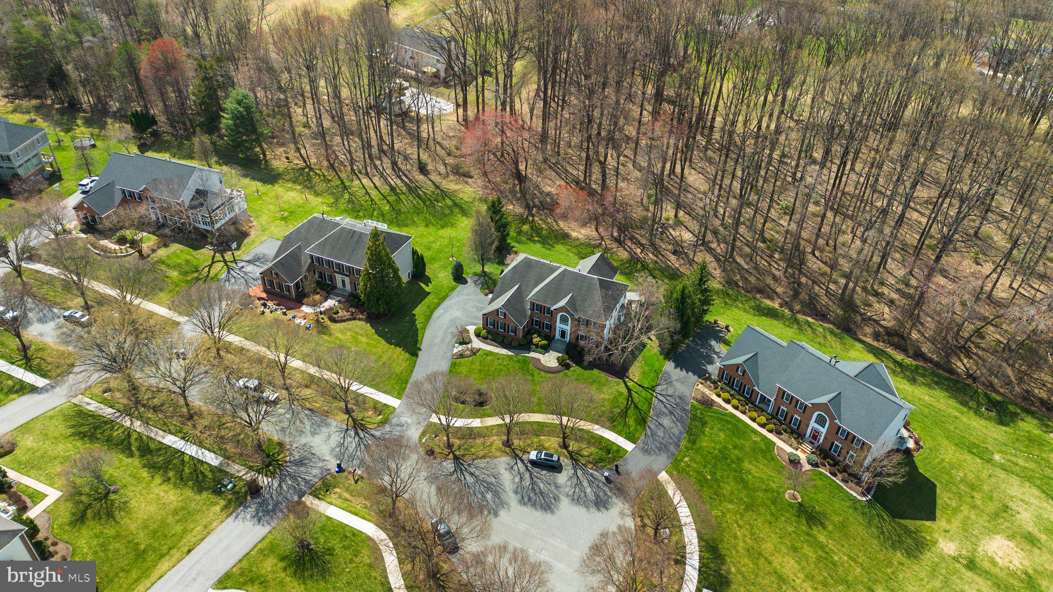 HAMPSHIRE GREENS - Residential