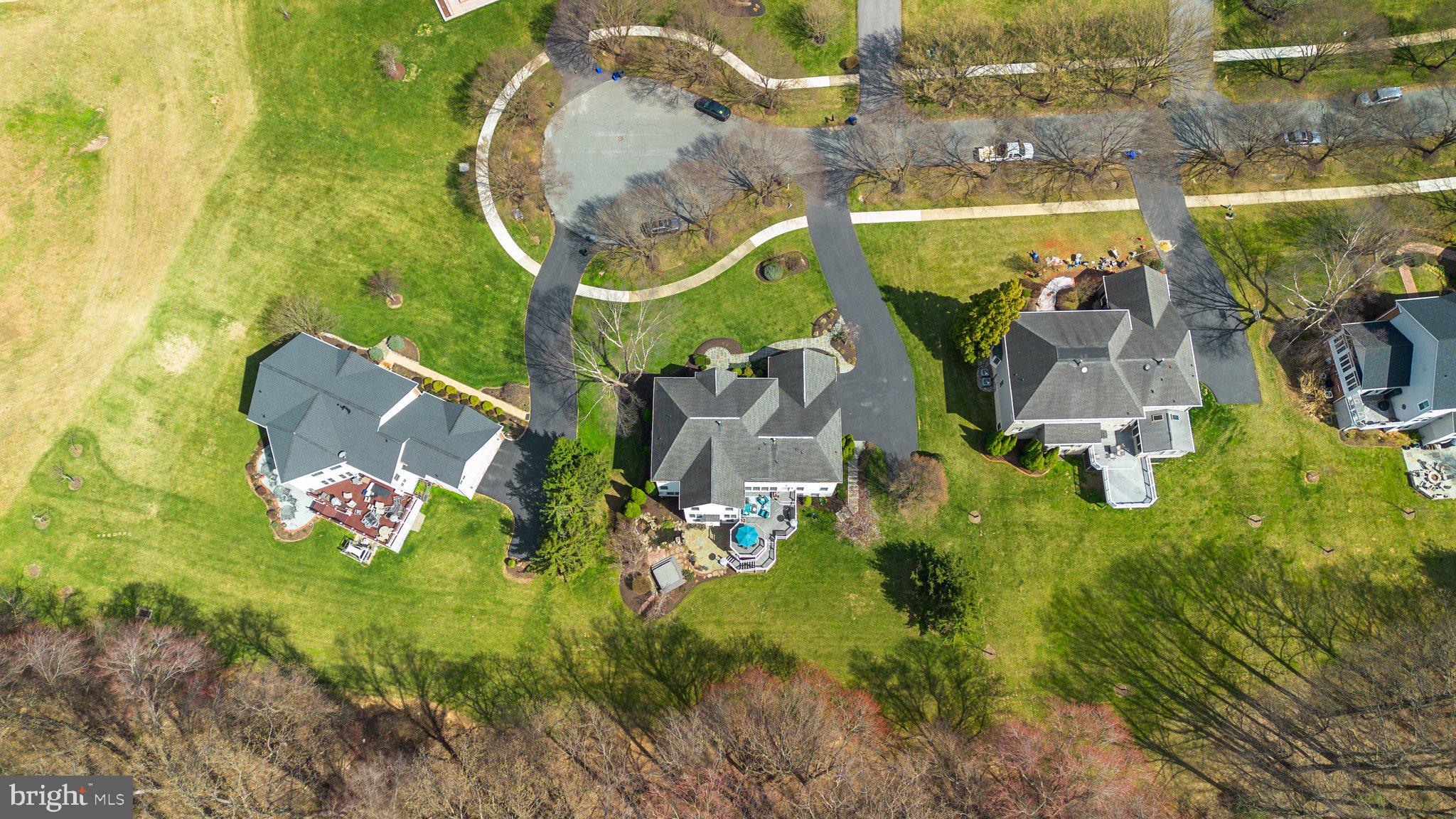 HAMPSHIRE GREENS - Residential