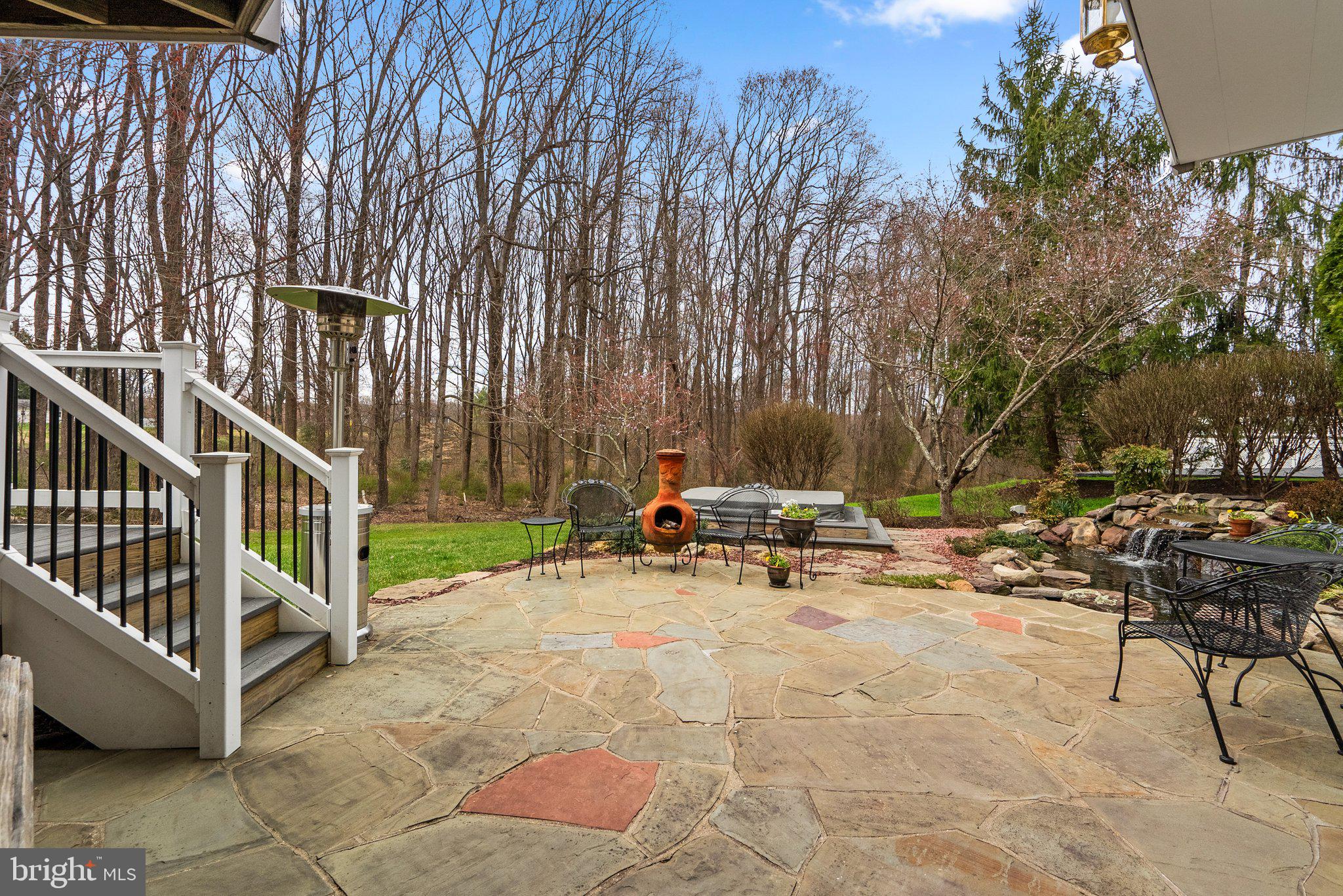 HAMPSHIRE GREENS - Residential