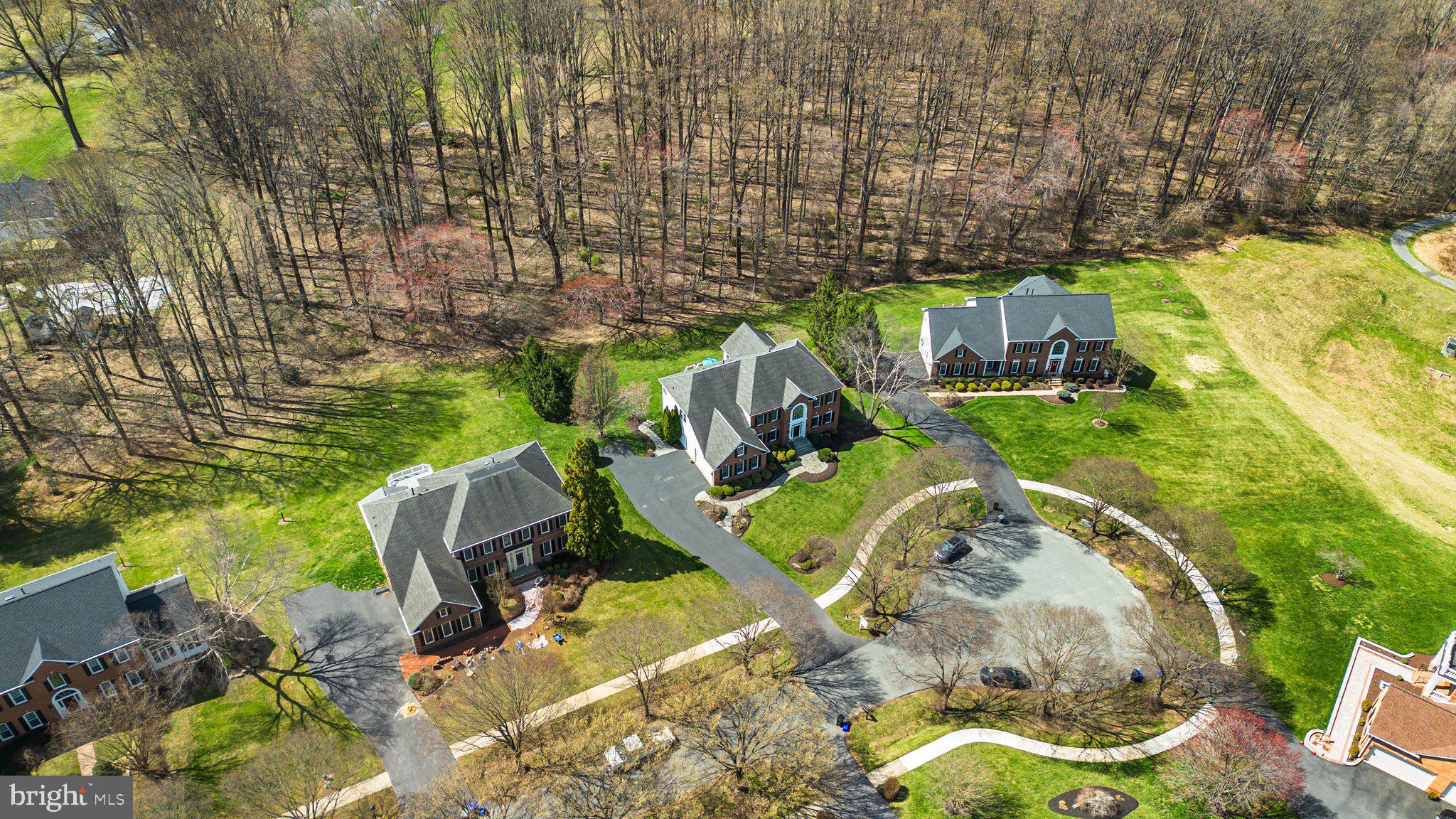 HAMPSHIRE GREENS - Residential