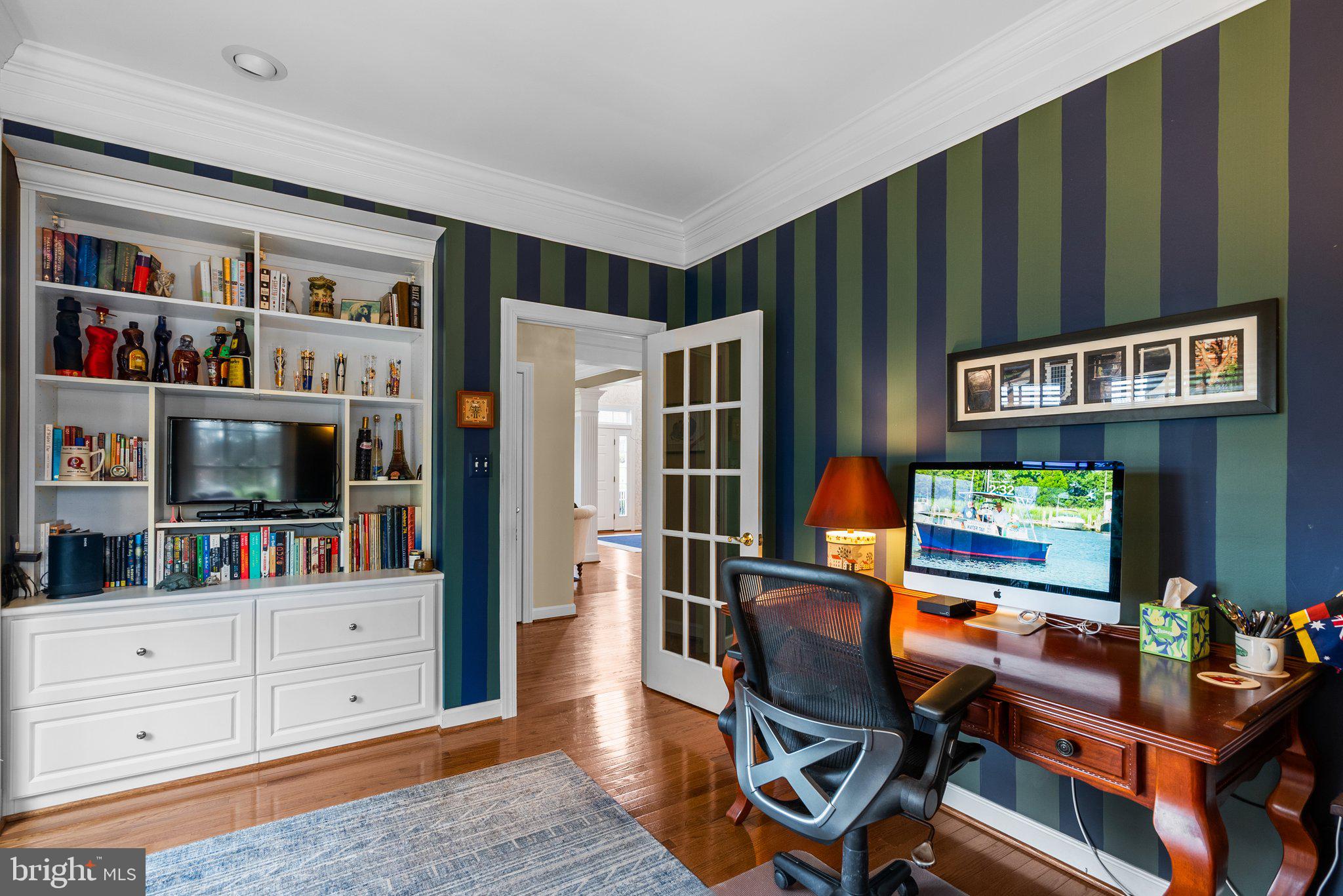 HAMPSHIRE GREENS - Residential