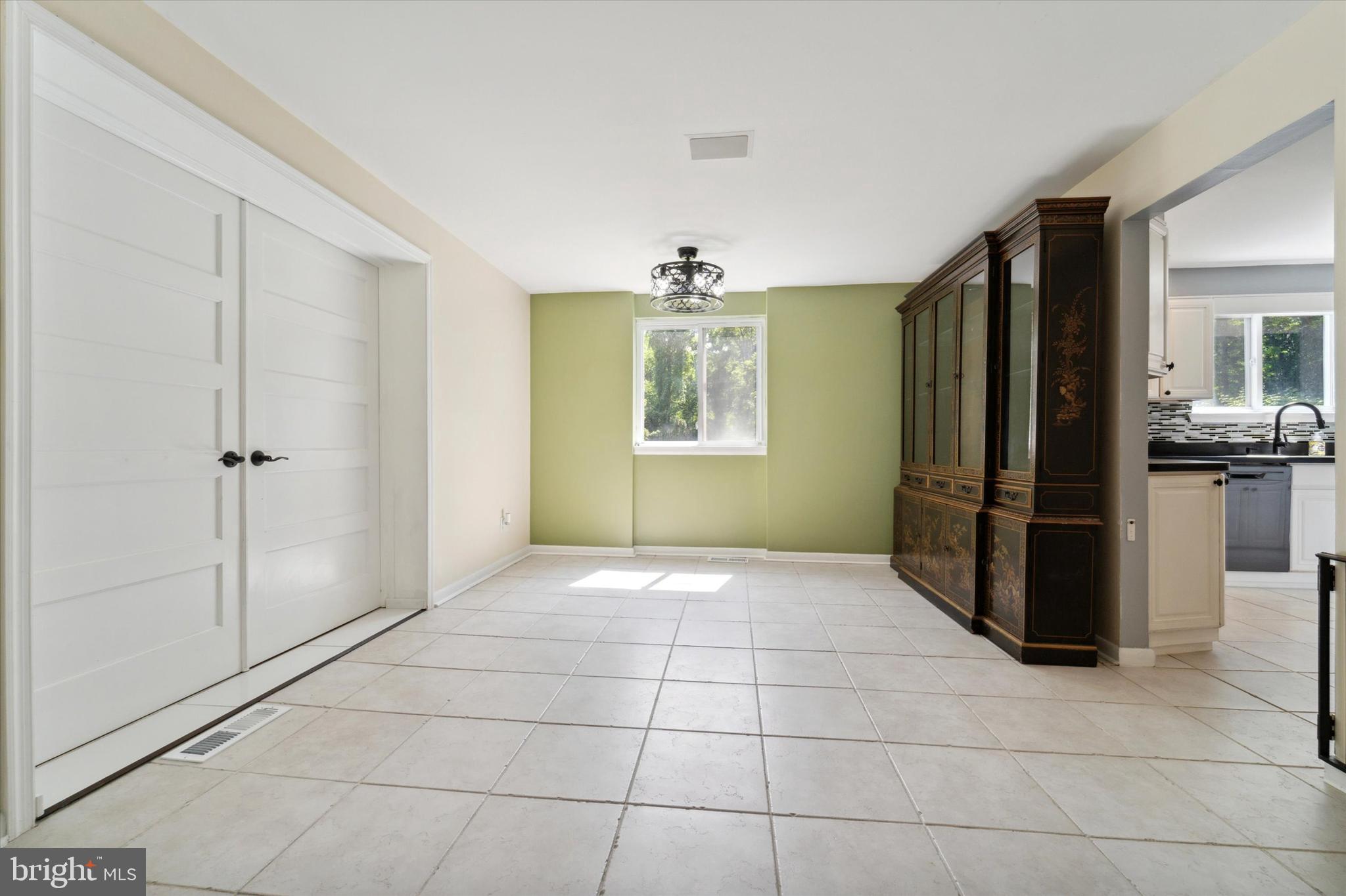 ROSE TREE WOODS - Residential