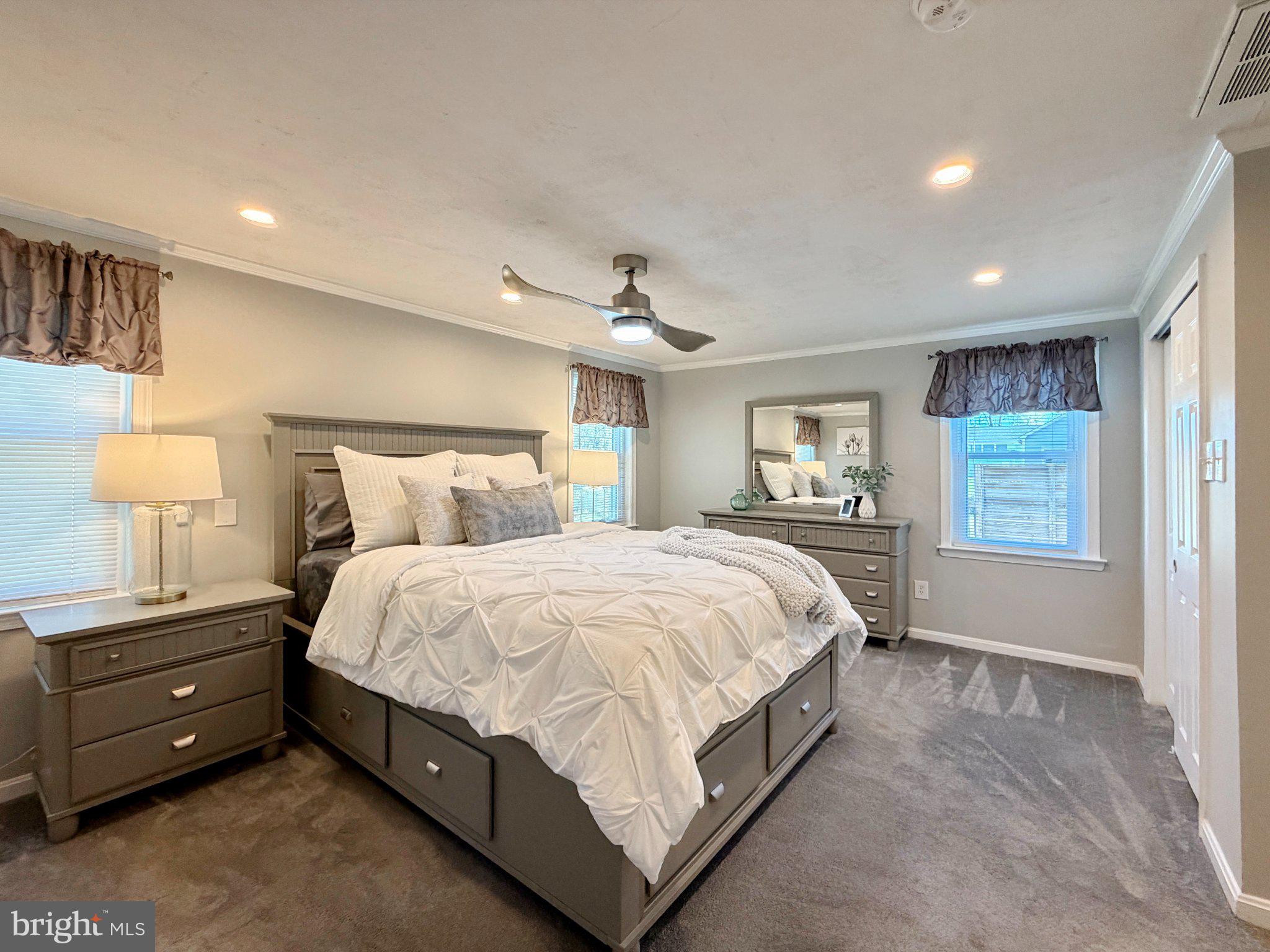 HAWTHORNE SPRINGS - Residential